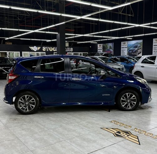 Nissan Note-4