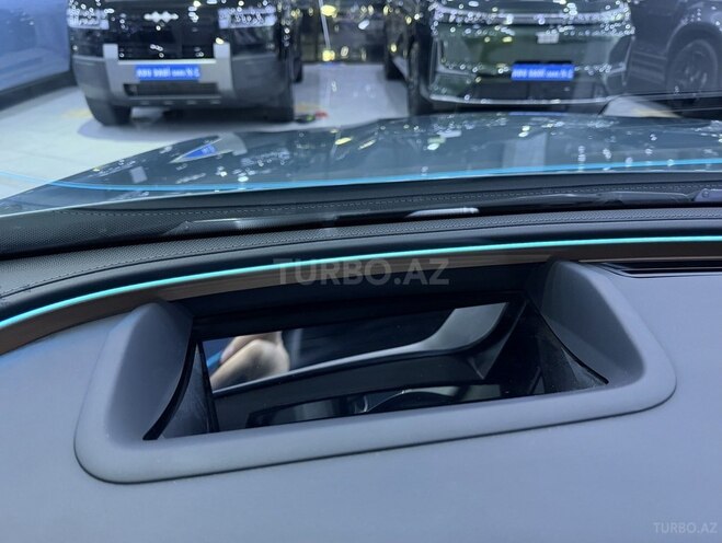 Mercedes E 300 e 4MATIC-18