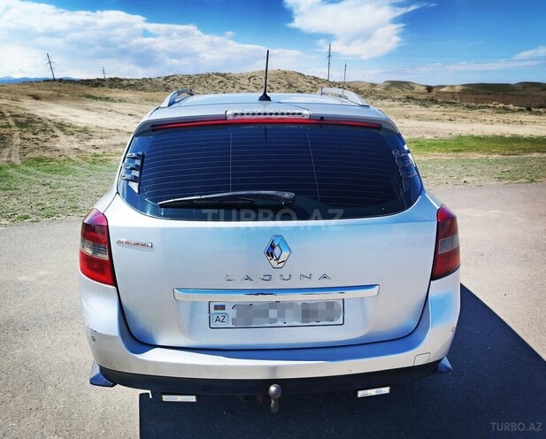 Renault Laguna-2