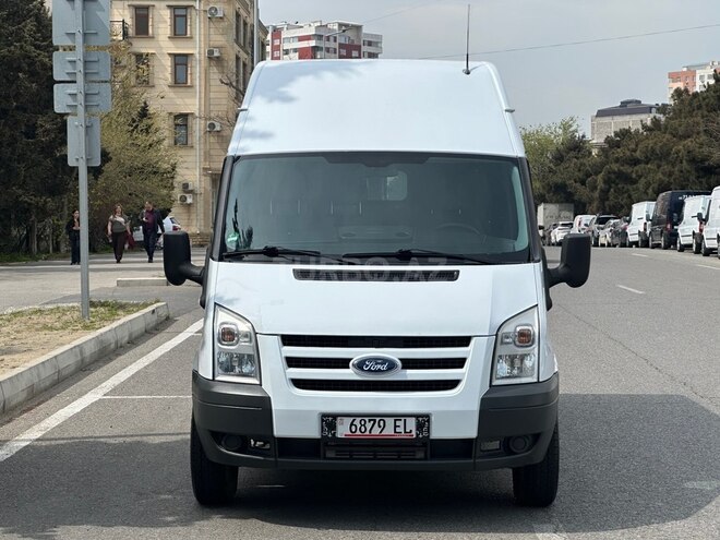 Ford Transit-2