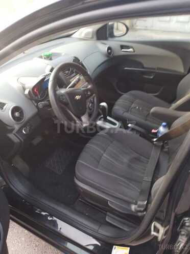Chevrolet Aveo-7