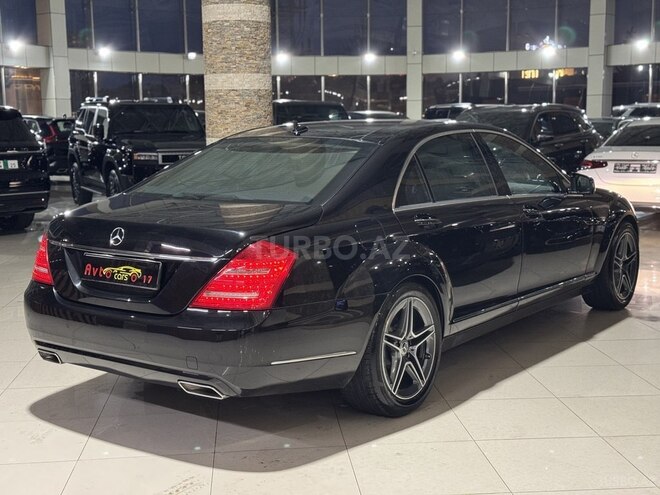 Mercedes S 350 4MATIC-10