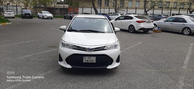 Toyota Corolla Fielder-1
