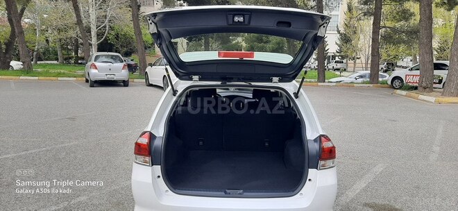 Toyota Corolla Fielder-5