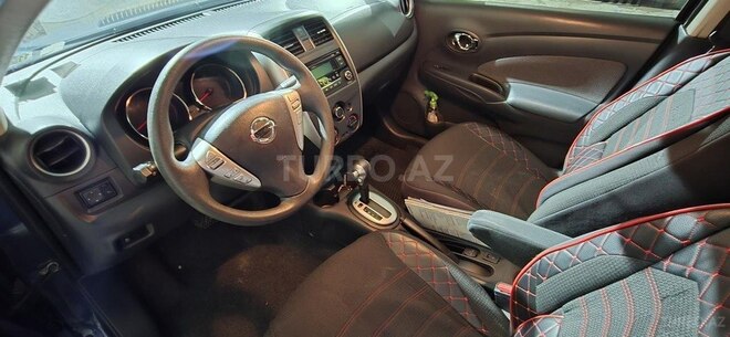 Nissan Versa-5