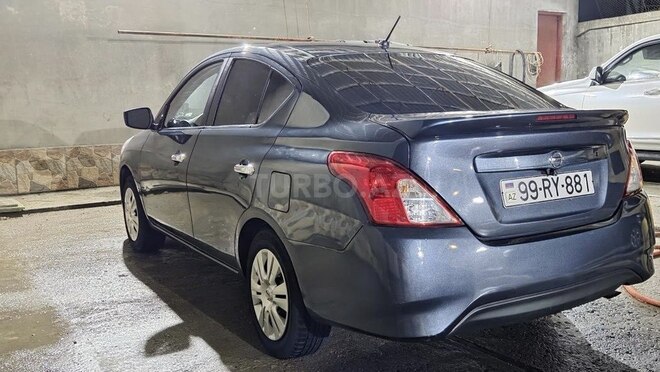 Nissan Versa-3