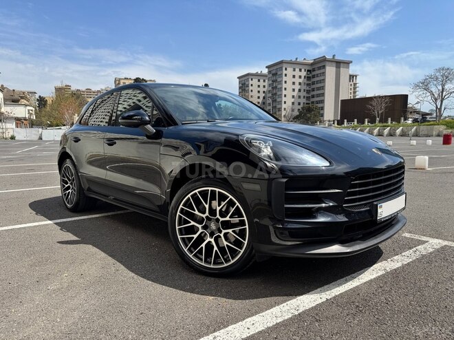 Porsche Macan-5