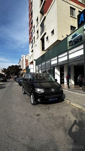 Volkswagen Multivan-2