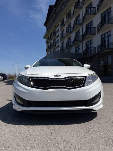 Kia Optima-2