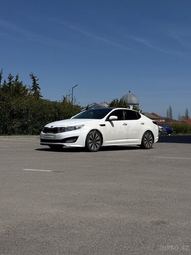 Kia Optima-3