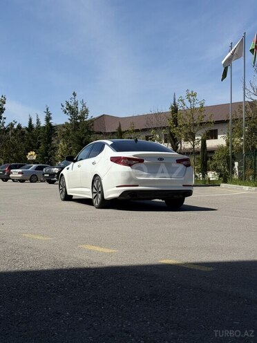 Kia Optima-5