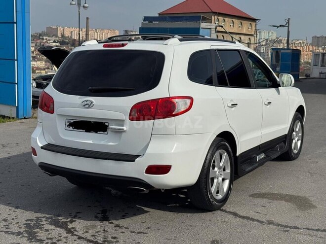 Hyundai Santa Fe-5