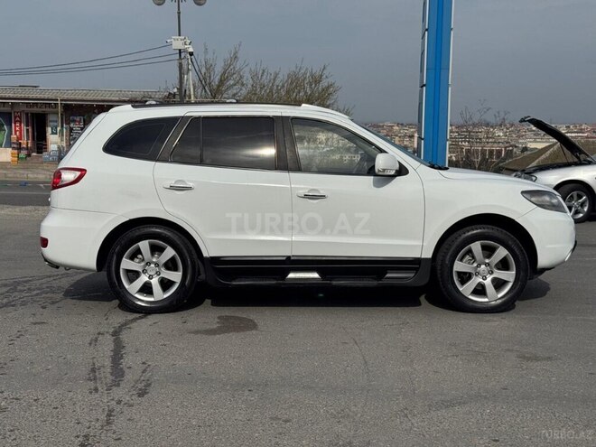 Hyundai Santa Fe-3
