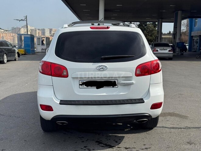 Hyundai Santa Fe-4