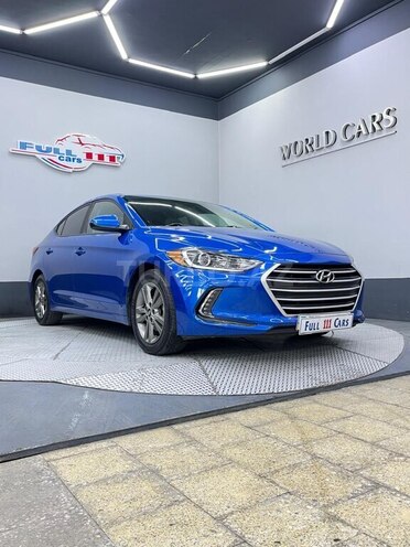 Hyundai Elantra-4