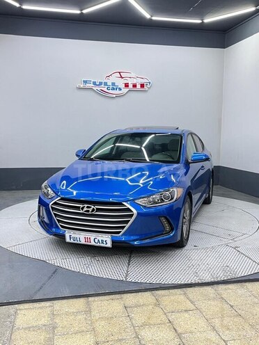 Hyundai Elantra-3