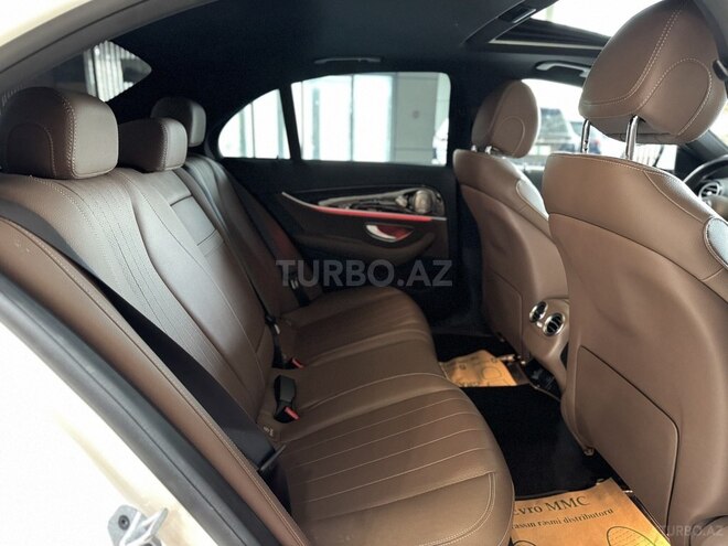 Mercedes E 350-16