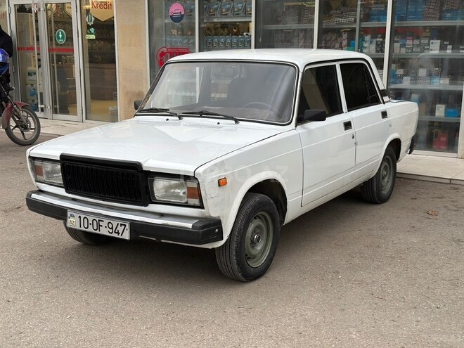 LADA (VAZ) 2107-5