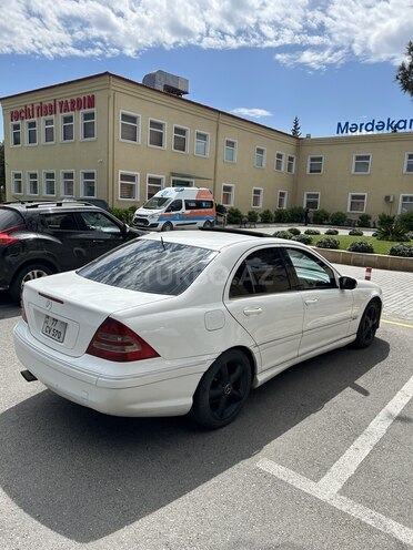 Mercedes C 230-4