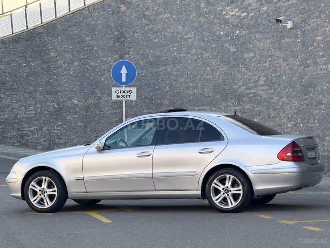 Mercedes E 220-7