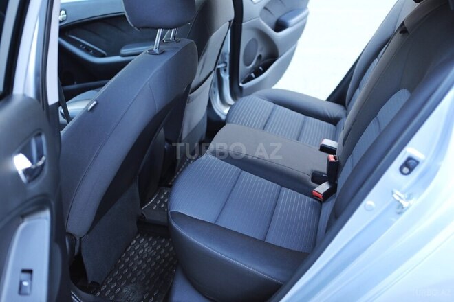 Kia Forte-8