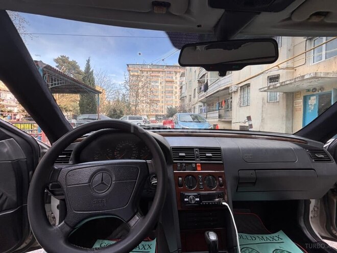 Mercedes C 280-4