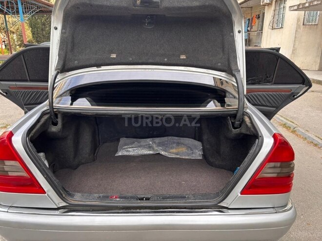 Mercedes C 280-9
