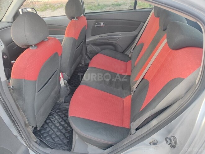 Kia Rio-8