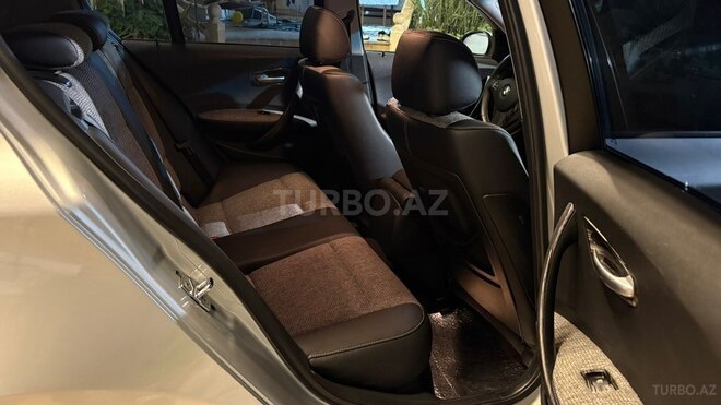 BMW 120-8