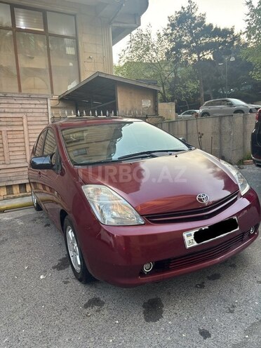 Toyota Prius-2