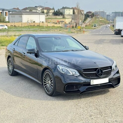 Mercedes E 350 4MATIC-4