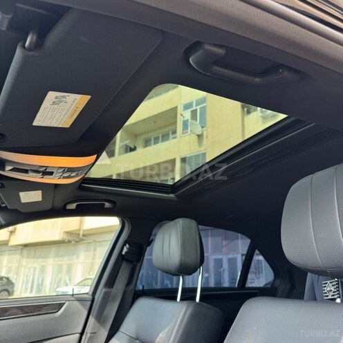 Mercedes E 350 4MATIC-13