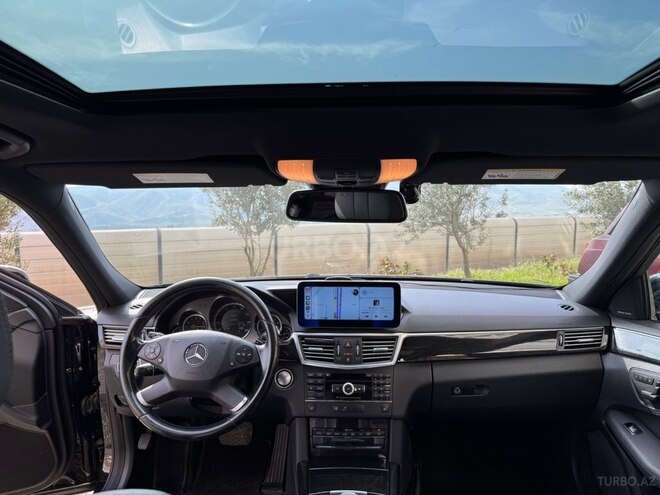 Mercedes E 350 4MATIC-17