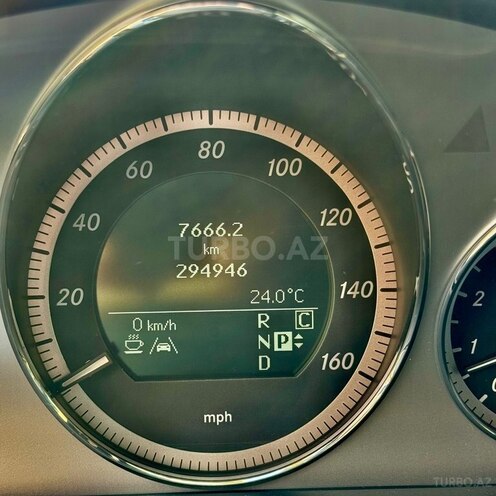 Mercedes E 350 4MATIC-10
