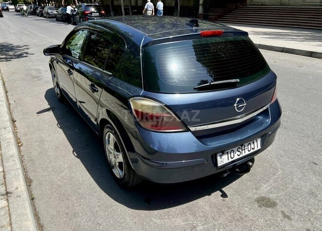 Opel Astra-2