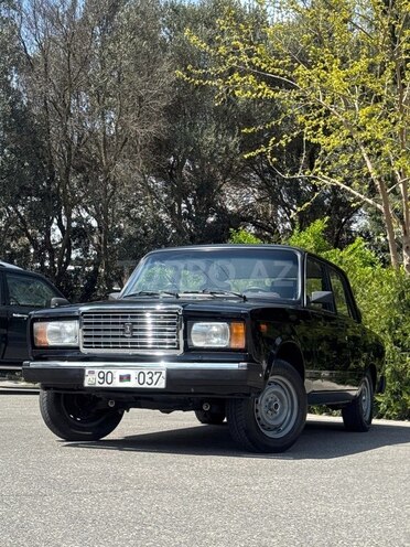 LADA (VAZ) 2107-1