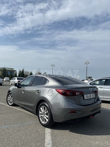 Mazda 3-3