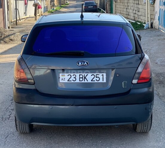 Kia Rio-11
