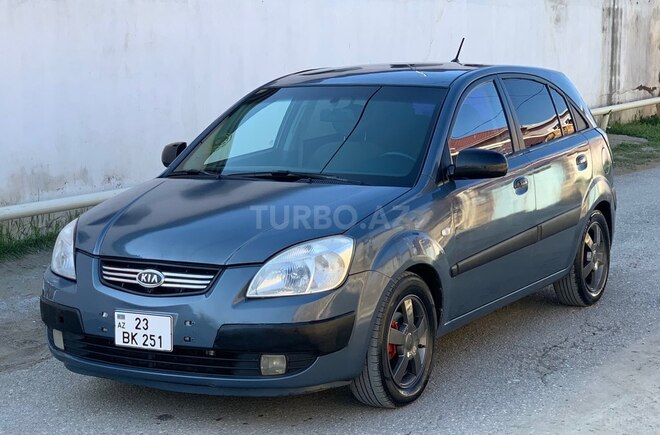 Kia Rio-1