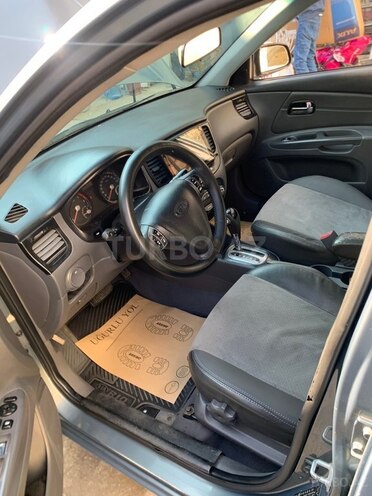 Kia Rio-16