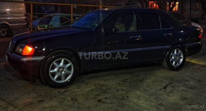 Mercedes C 220-13