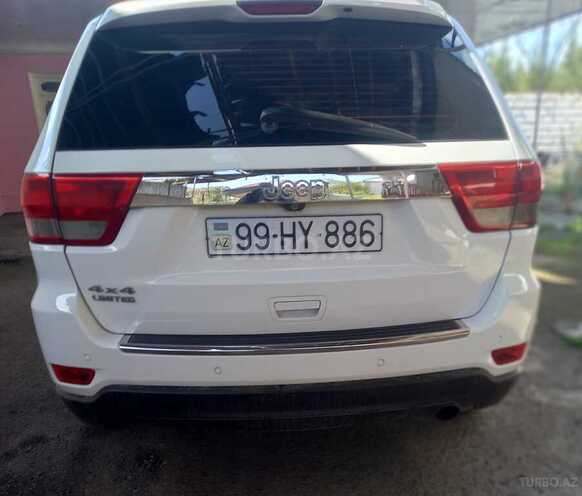 Jeep Grand Cherokee-3