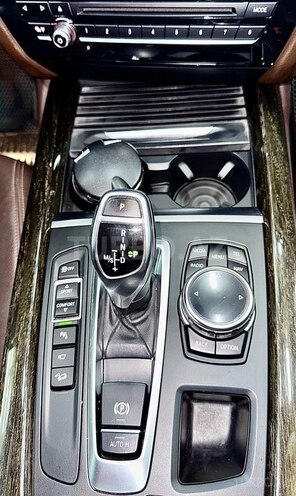BMW X5-30