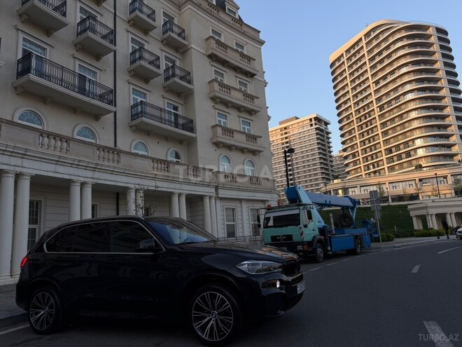 BMW X5-8