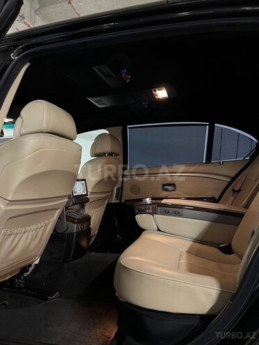 BMW 750-13
