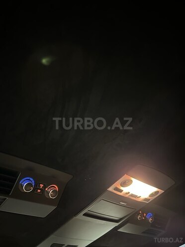 BMW 750-19