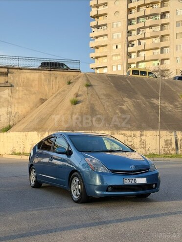 Toyota Prius-2