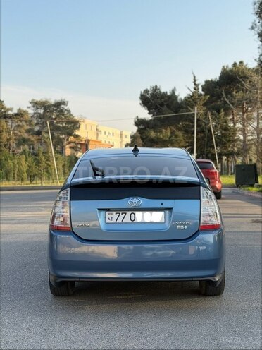 Toyota Prius-5