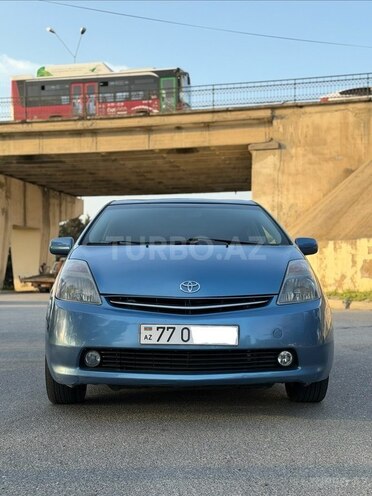Toyota Prius-10