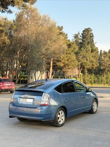 Toyota Prius-6